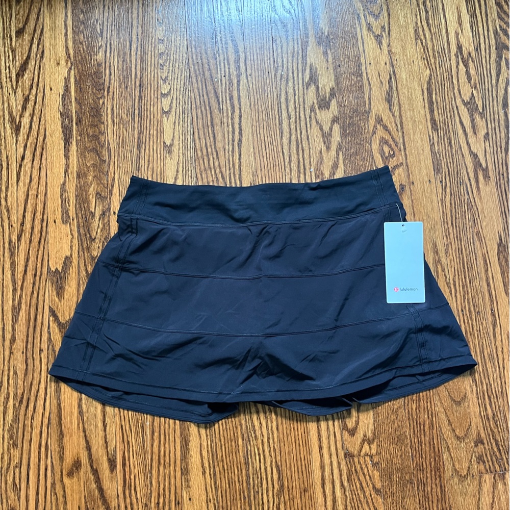 Lululemon pace rival skirt
